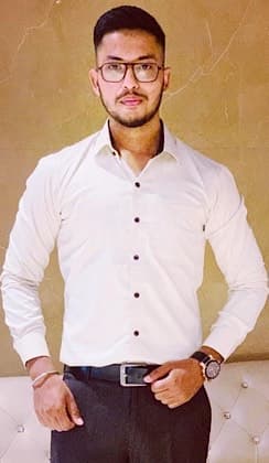 Portrait of Parav Pathak